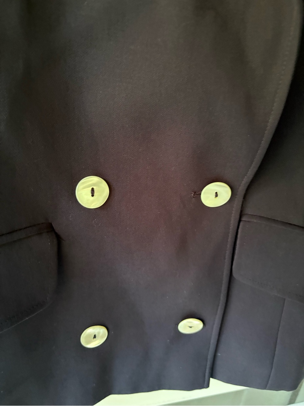 Vintage Valentino Double-Breasted Navy Blazer - Picture 4 of 14